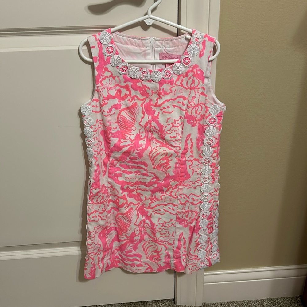 Pink and white Lilly Pulitzer dress, little girl size 8.